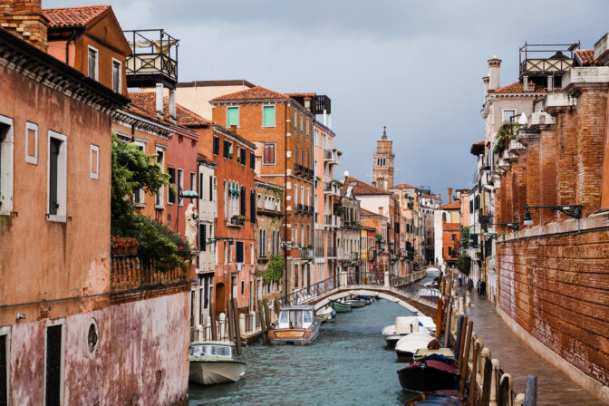 Taliansko