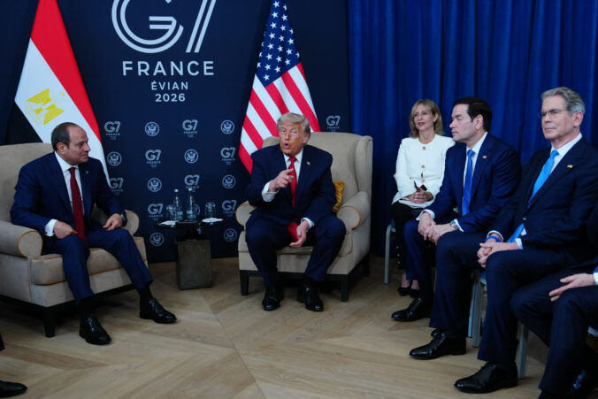 Lídri krajín G7 sa dohodli na zvýšení dodávok systémov protivzdušnej obrany a protirakiet na Ukrajinu – FOTO
