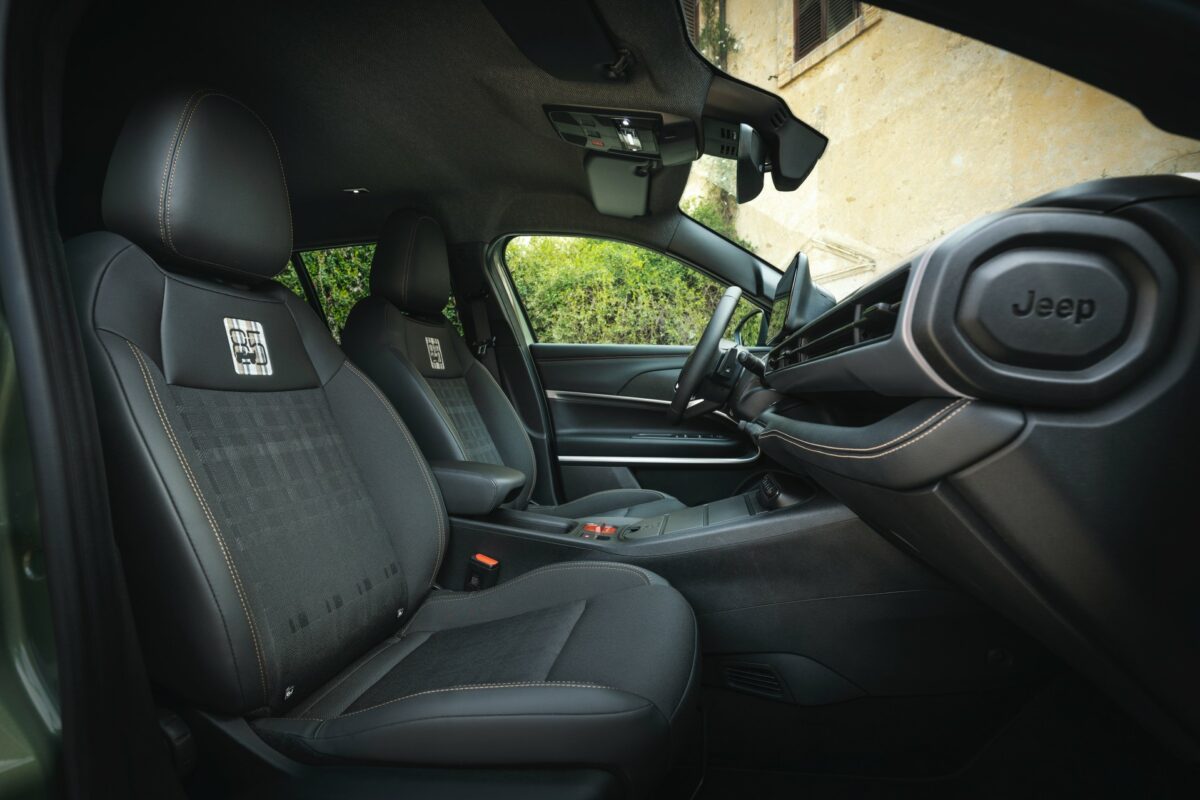Jeep avenger 2026_21.jpg
