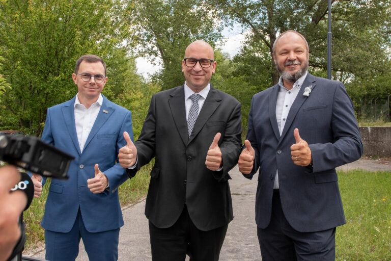 DOPRAVA: Nová križovatka v Dúbravke