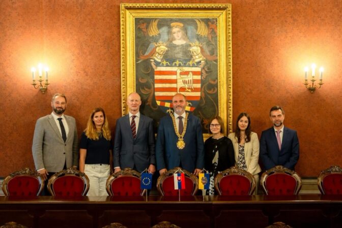Mesto kosice s europska investicna banka.jpg