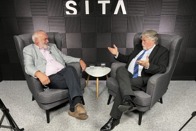 Poslanec parlamentu Dušan Jarjabek (Smer-SD) počas rozhovoru pre SITA.