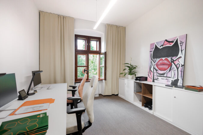 R6ii7981_kancelaria.jpg