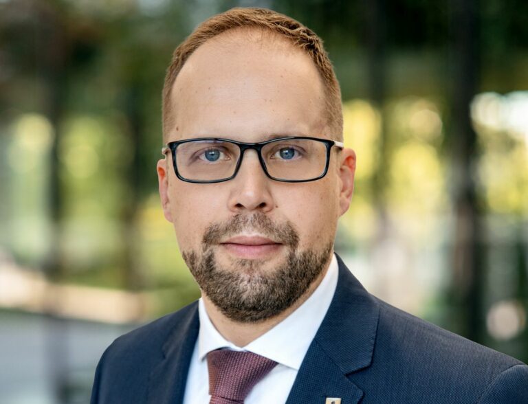 Robert Jambrich, Slovenské elektrárne