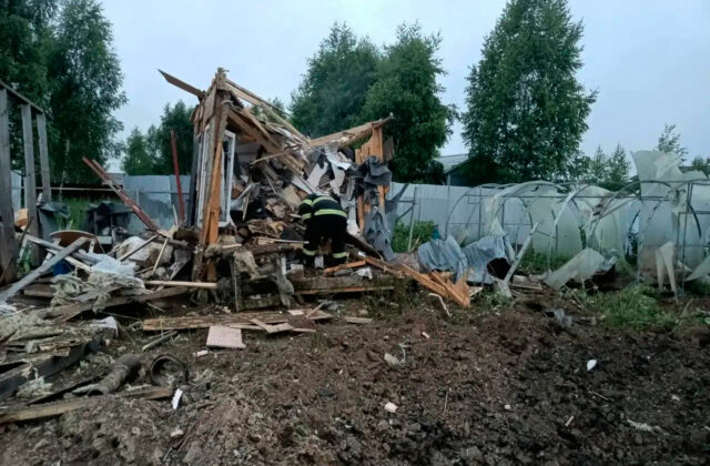 Masívny ukrajinský útok na Krym zabil štyroch ľudí, okupačné úrady zastavili predaj palív