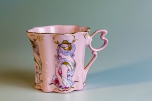 Starý ružový porcelán