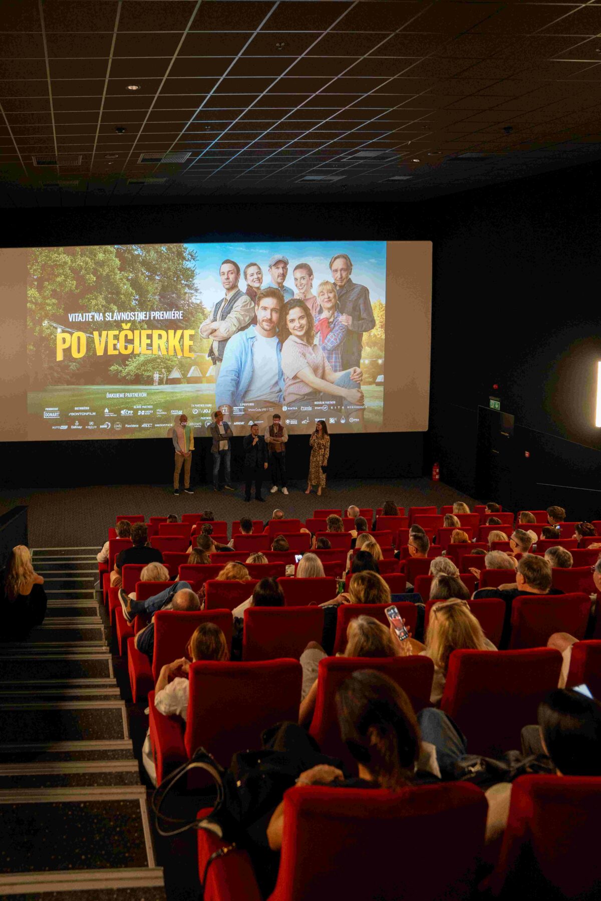 Slavnostna premiera po vecierke_foto bontonfilm3.jpg