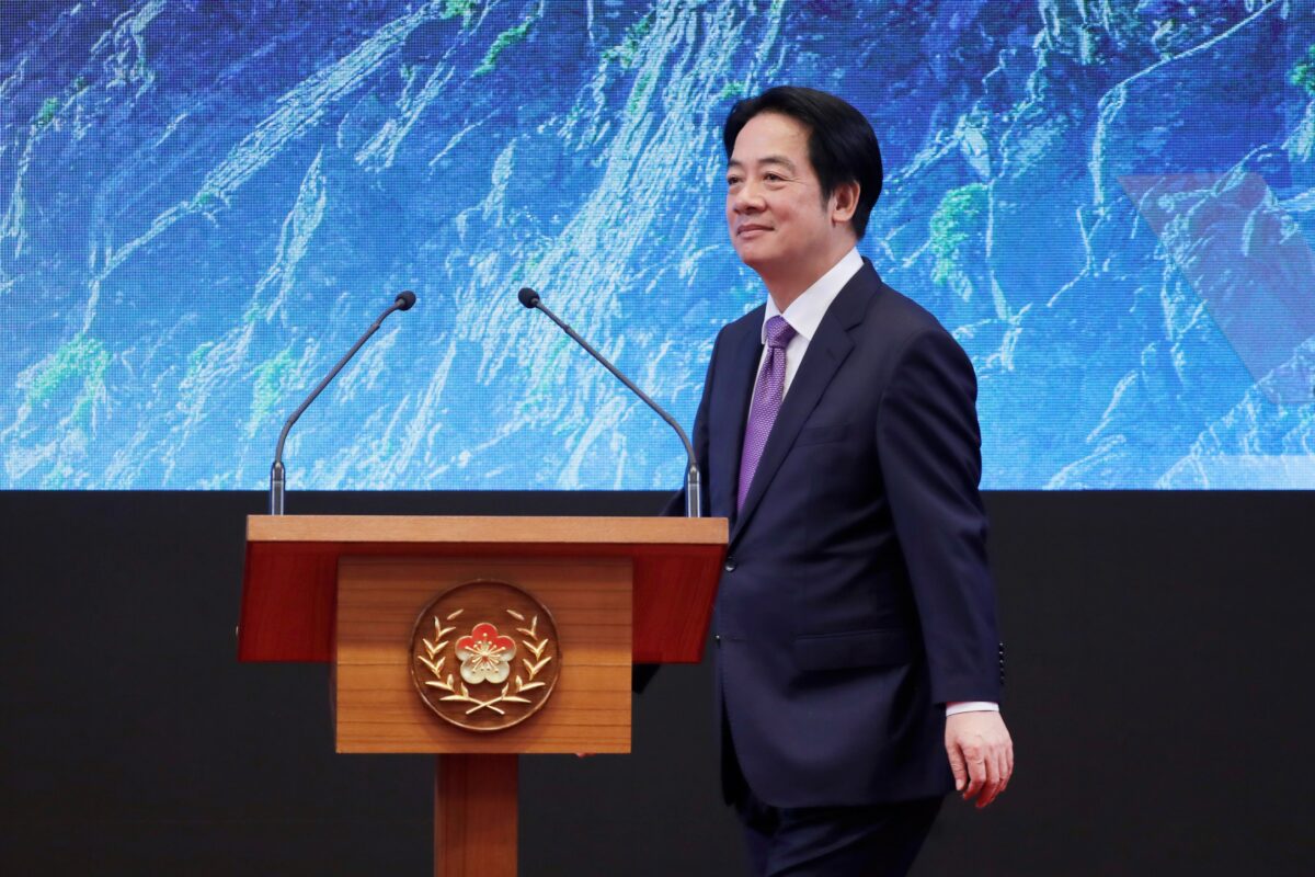Taiwansk&yacute; prezident vyjadril n&aacute;dej, že USA čo najsk&ocirc;r schv&aacute;lia predaj zbran&iacute; za 14 mili&aacute;rd dol&aacute;rov - SITA.sk