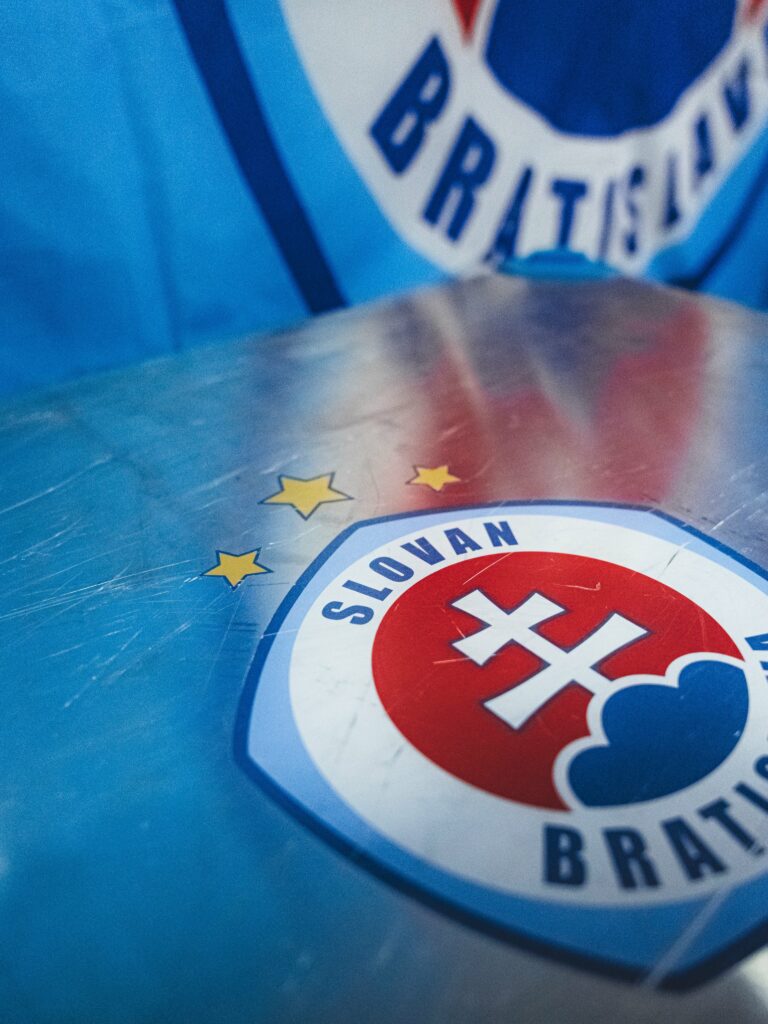 Futbal: Fotografie zo Iberia 1999 Tbilisi - Slovan Bratislava