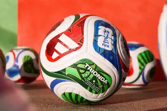 Adidas trionda.webp
