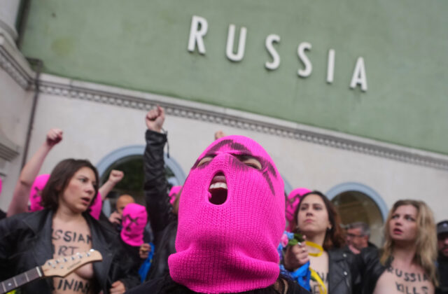Brusel zrušil grant pre Benátske bienále, argumentuje návratom Ruska na prestížnu výstavu