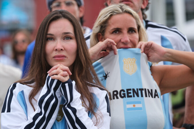 Britský minister žiada FIFA o prešetrenie argentínskeho transparentu o Falklandoch