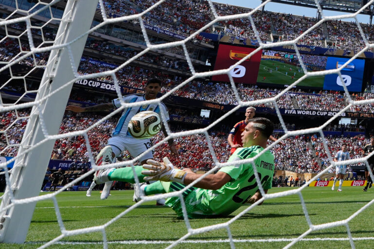 Fotografie finále MS vo futbale 2026: Španielsko - Argentína