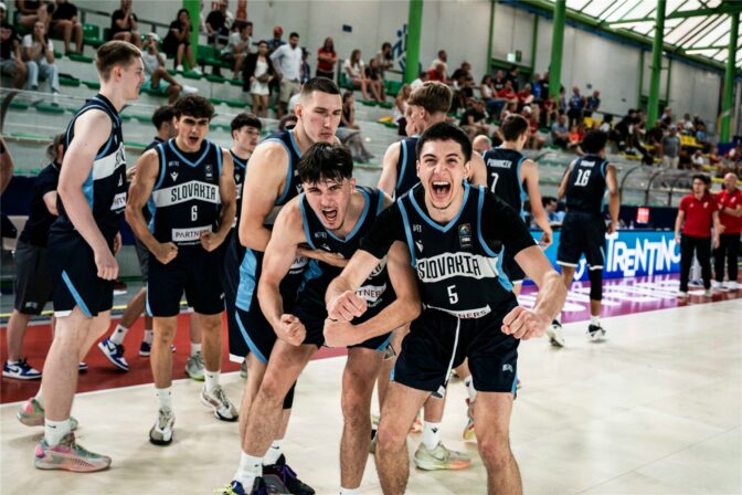 BASKETBAL ME18: Slovensko - Dánsko