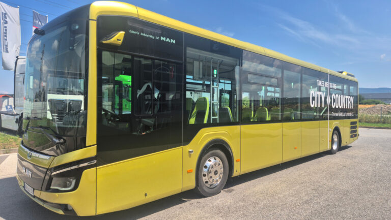 Dopravný podnik mesta Prešov, autobus