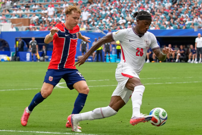 Fotografie zápasu štvrťfinále Nórsko - Anglicko na MS vo futbale 2026.