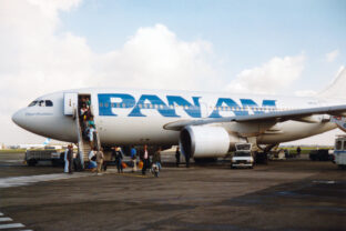 Passengers deboarding Pan American flight in Brussels, Zaventm Airport