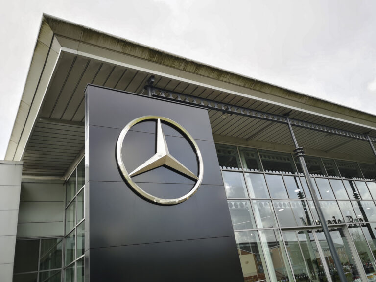 Mercedes Showroom with Logo - UK