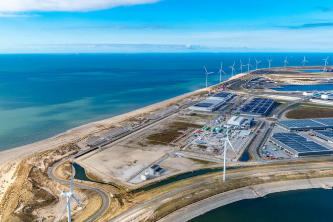 Letecký záber lokality Maasvlakte a vizualizácia projektu