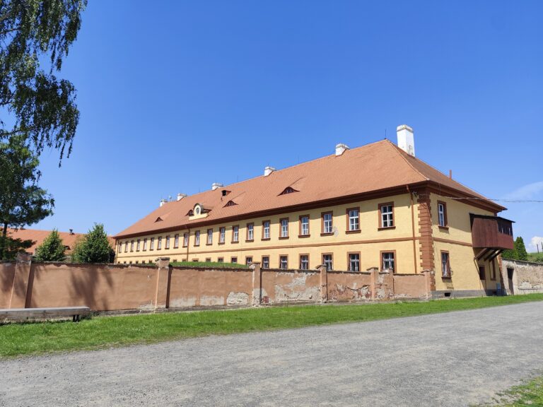 Malá pevnosť Terezín očami návštevníka - od pevnosti až po Národný cintorín