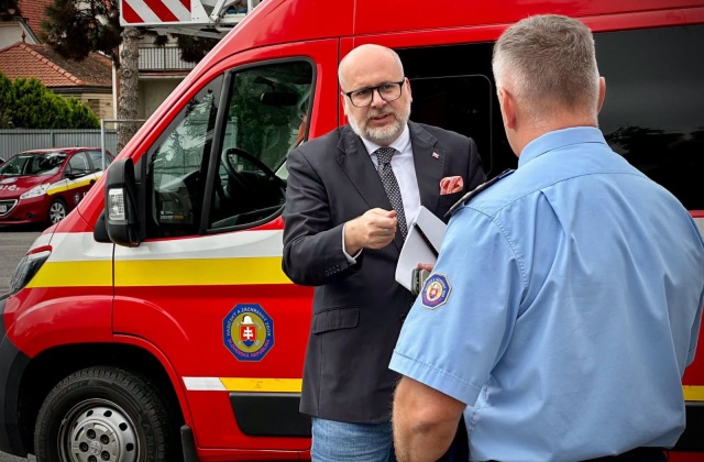 Michal Kaliňák, hasiči