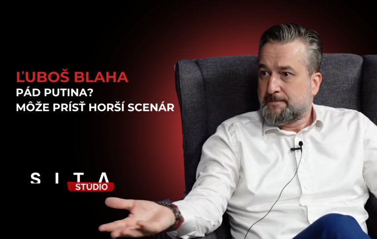 Europoslanec za stranu Smer SD Luboš Blaha v rozhovore s Pavlem Urbanom počas nahrávania novej epizódy video podcastu v Štúdiu SITA.