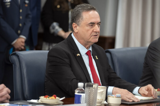 Irán pohrozil odvetou za útoky, Izrael podľa neho nebude v bezpečí