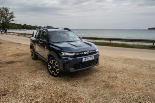 Dacia Bigster na chorvátskom pobreží