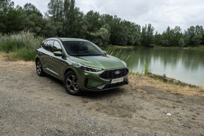 Ford Kuga FHEV AWD