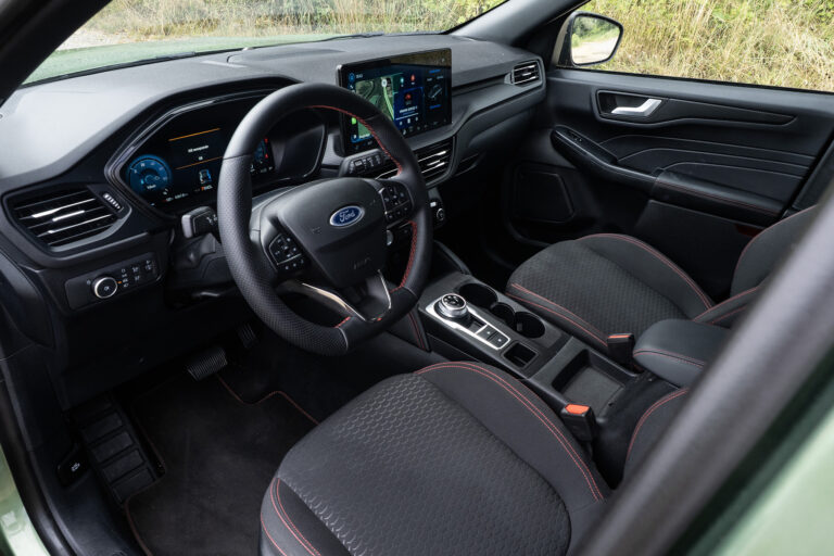 Kabína Ford Kuga