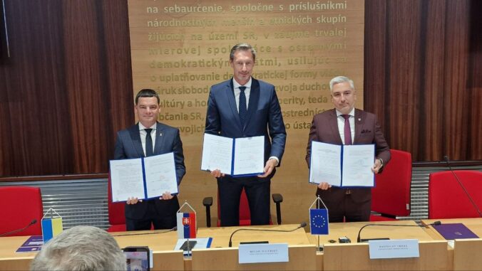Prešovská a Košická župa založili so Zakarpatskou oblasťou Európske zoskupenie územnej spolupráce Vihorlat
