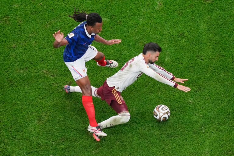 Fotografie zápasu semifinále Francúzsko - Španielsko na MS vo futbale 2026.