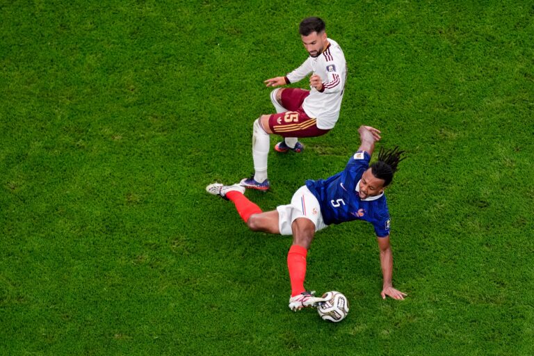 Fotografie zápasu semifinále Francúzsko - Španielsko na MS vo futbale 2026.