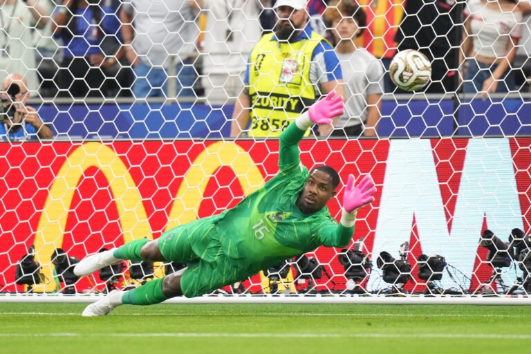 Fotografie zápasu semifinále Francúzsko - Španielsko na MS vo futbale 2026.