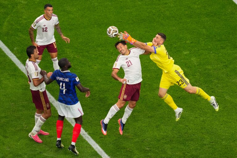 Fotografie zápasu semifinále Francúzsko - Španielsko na MS vo futbale 2026.
