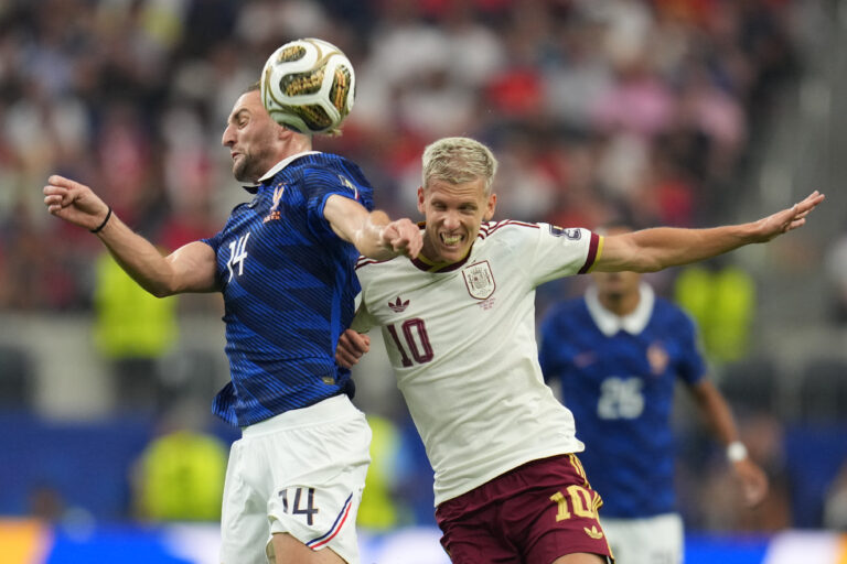 Fotografie zápasu semifinále Francúzsko - Španielsko na MS vo futbale 2026.