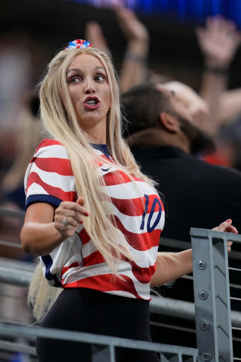 Fotografie zápasu semifinále Francúzsko - Španielsko na MS vo futbale 2026.