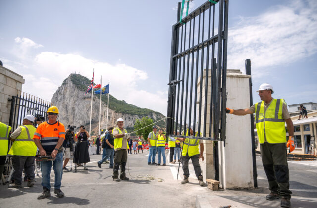 Hranice medzi Španielskom a Gibraltárom sú voľne priechodné, začala platiť dohoda medzi EÚ a Britániou
