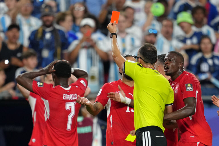Fotografie zápasu štvrťfinále Argentína - Švajčiarsko na MS vo futbale 2026.