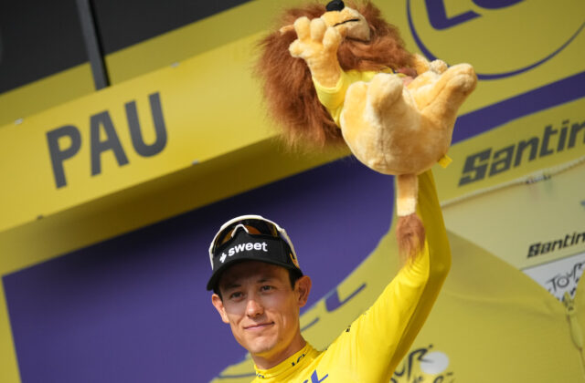 Byť priebežným lídrom klasifikácie na Tour de France je veľká záťaž pre lídrov. Čo na to vraví Froome?