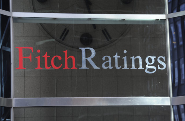 Agentúra Fitch Ratings potvrdila Slovensku rating na úrovni A s negatívnym výhľadom