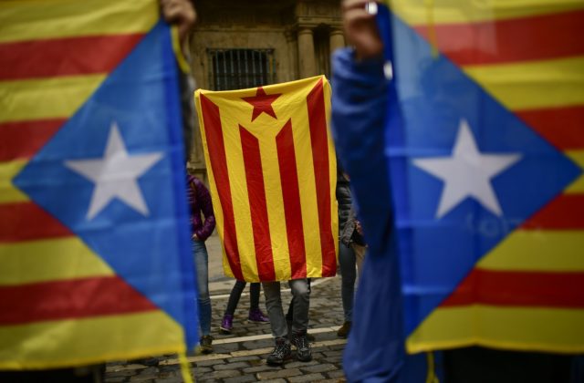 Španielsky parlament schválil amnestiu pre separatistov, ktorí organizovali referendum za nezávislosť Katalánska
