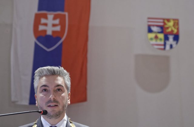 Košický župan Trnka do väzby nejde, súd rozhodoval aj o podnikateľovi Redayovi
