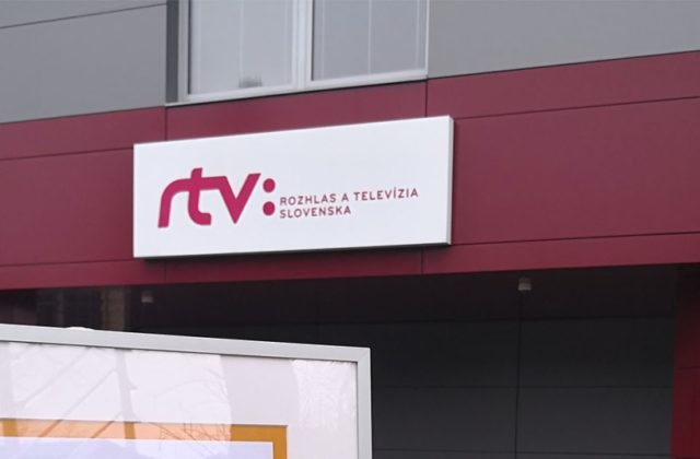 Rada pre mediálne služby uložila RTVS sankcie za odvysielanie príhovoru expremiéra Hegera, prešetruje aj iný obsah