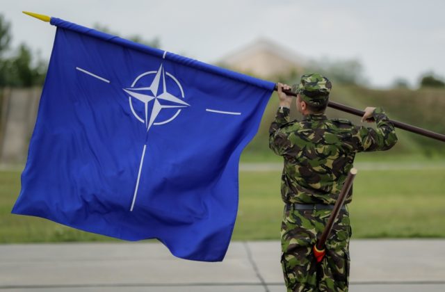 NATO nechce Rusov podceniť, pripravuje nové vojenské plány