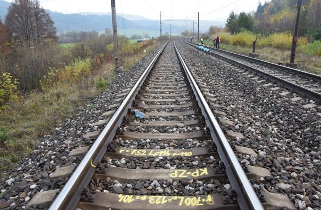 Osobný vlak usmrtil na koľajisku osobu, železnice hlásia na východe meškanie