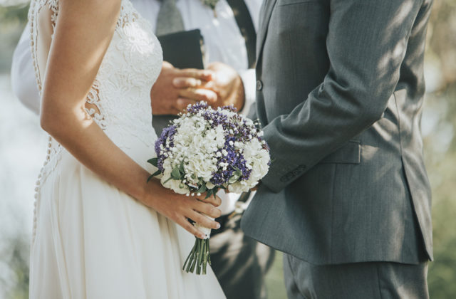 Počet sobášov sa na Slovensku znižuje a stúpa vek, v ktorom ľudia vstupujú do manželstva
