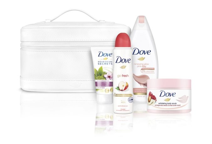 Dove_vanity_washbag_glowing_clay_pr_small.jpg