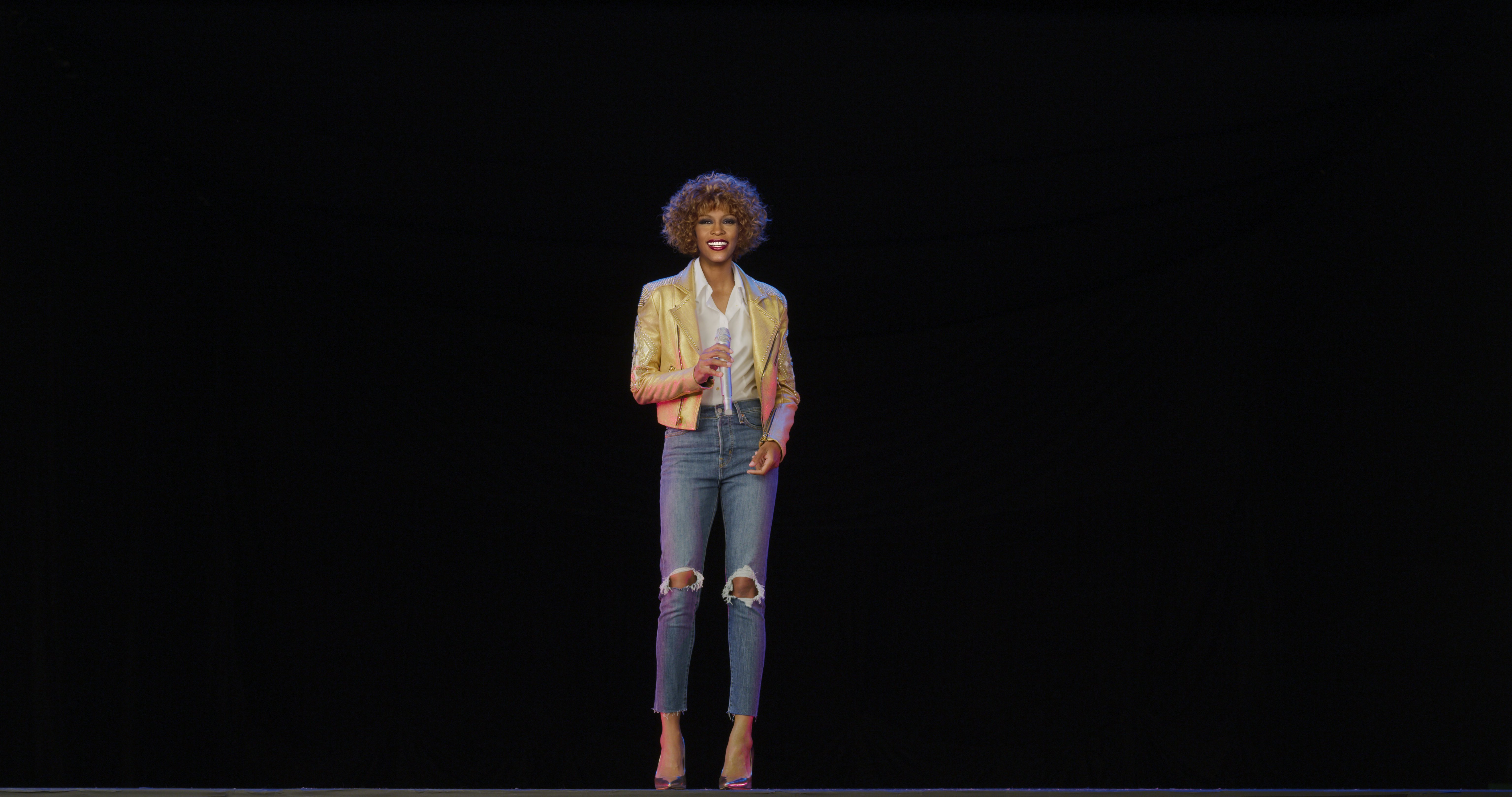 Prva fotka sl_hologram_jeans_goldjacket_v04_withoutreference.jpg