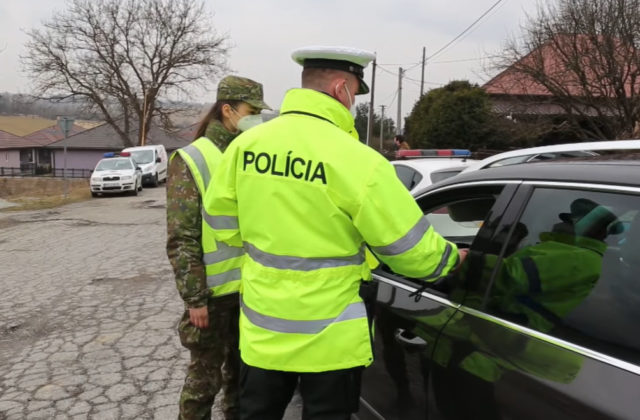 Dvojica vodičov nerešpektovala zákaz vedenia motorových vozidiel, skončili v policajnej cele